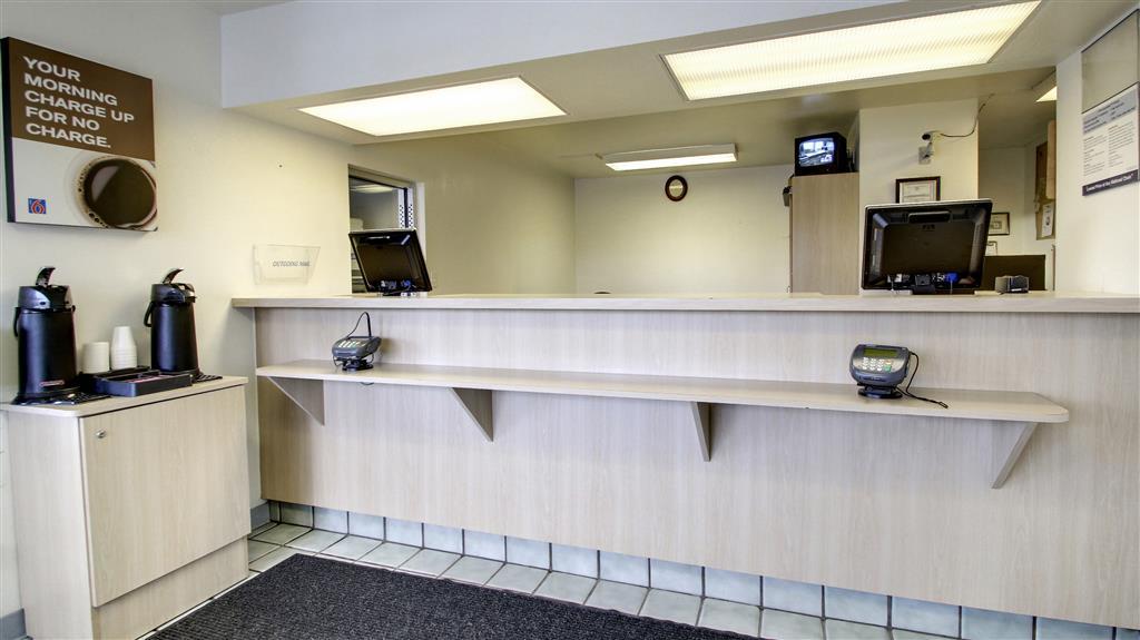 Motel 6 Manhattan Kansas Nội địa bức ảnh